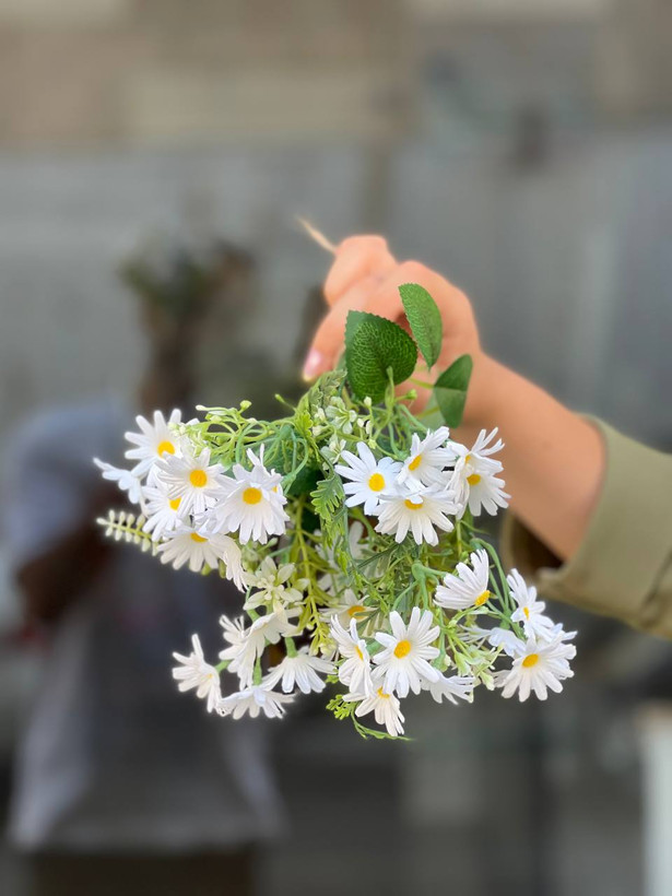 بوته بابونه مصنوعی وارداتی ۷بازو۳۵گل