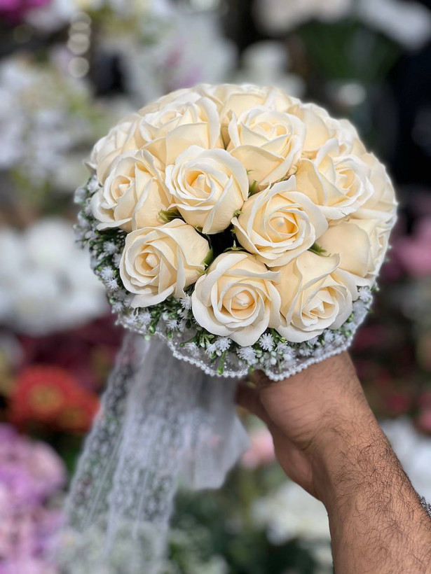 دسته گل عروس رز مصنوعی صابونی ۱۸شاخه گلبهی